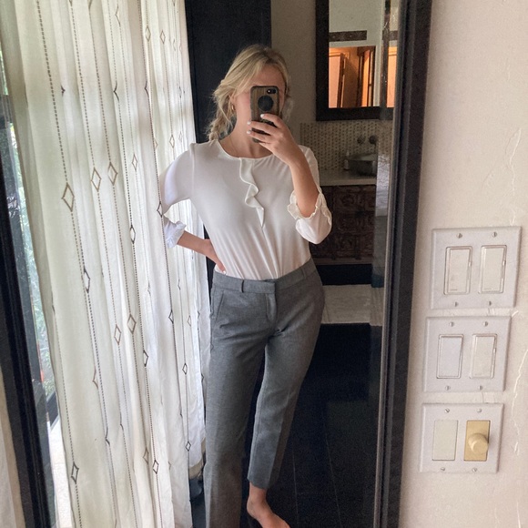 Ivory blouse with ruffle and 3/4 sleeves - Picture 3 of 5